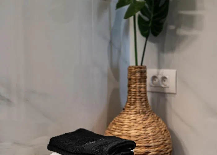 Deluxe Seaside For 4 Kandia