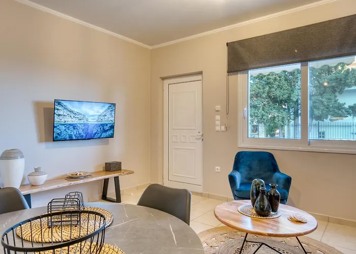 Deluxe Seaside For 4 *