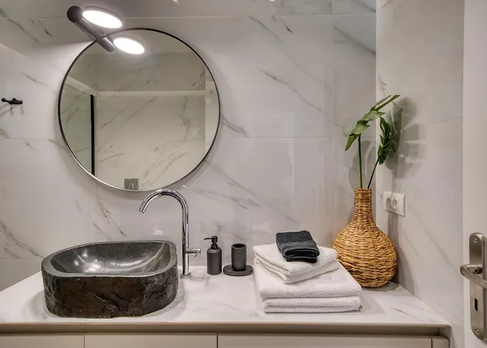 Deluxe Seaside For 4 Kandia